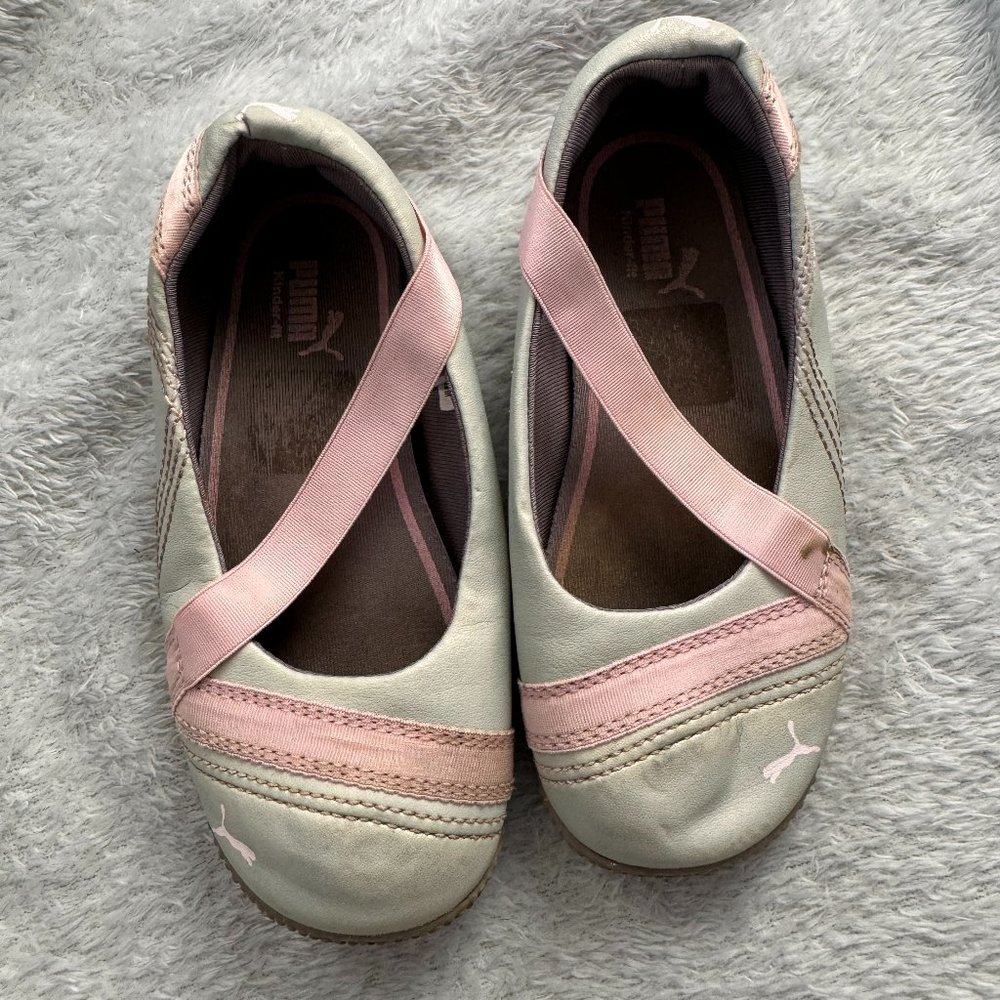 PUMA Kinder-Fit Flats in Gray & Pink Toddler Sz 9